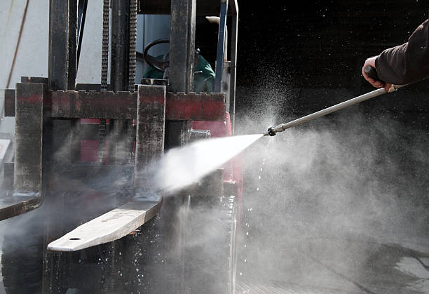 Post-Construction Pressure Washing in Mendota, CA